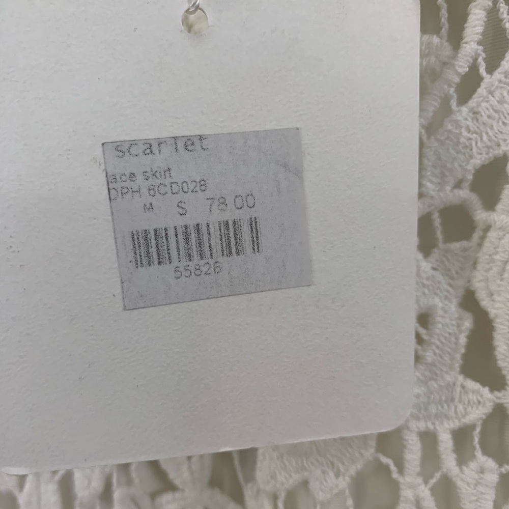 NWT Lace Pencil Skirt - Picture 5 of 8